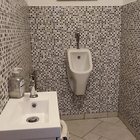 Les Karma Grande Maison De 180m Au Calme Avec Veritables Billard Babyfoot Et Cible Flechettes Andres (Pas-de-Calais)